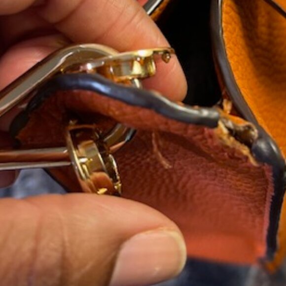 Michael Michael Kors Sullivan Messenger Bag - Picture 9 of 11